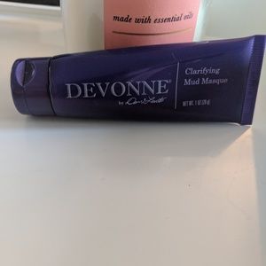 Devonne by Demi mask